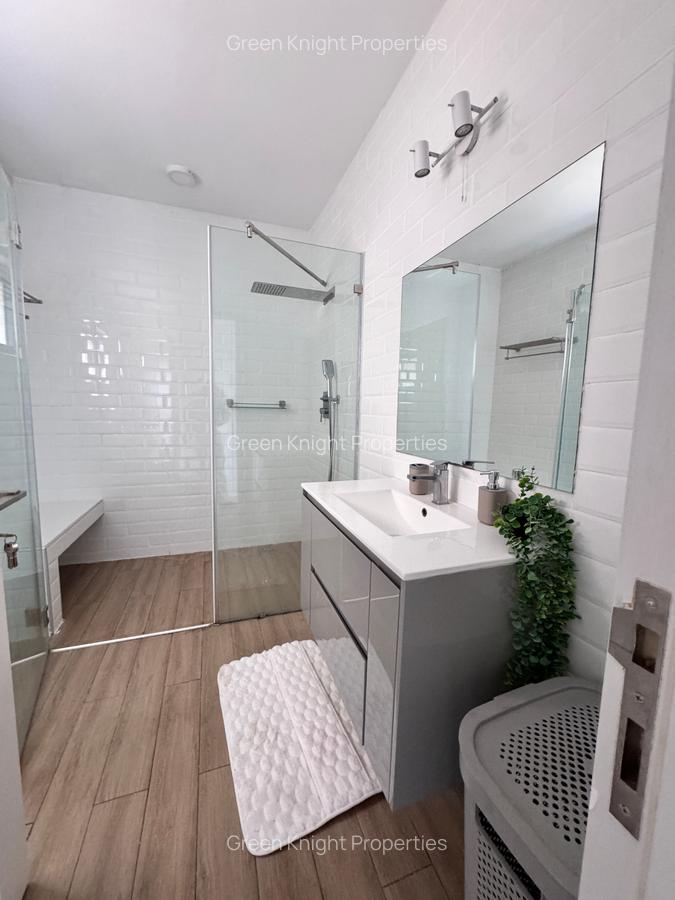 Serviced 2 Bed Apartment with En Suite in Lavington - 11