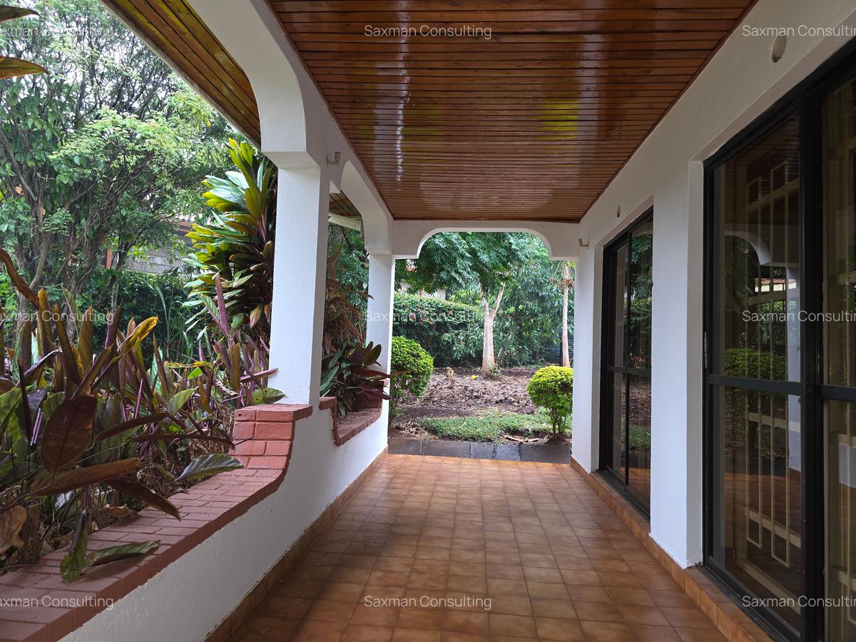 4 Bed House with En Suite in Nyari - 3