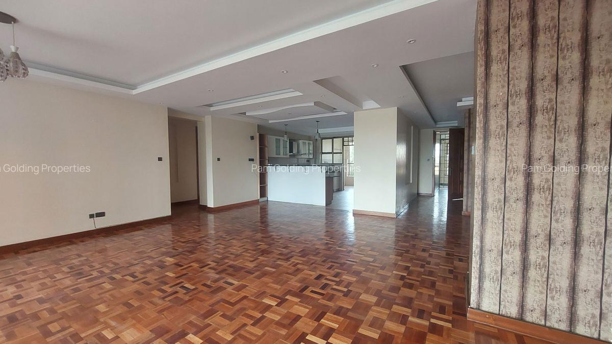 3 Bed Apartment with En Suite in Kileleshwa - 4