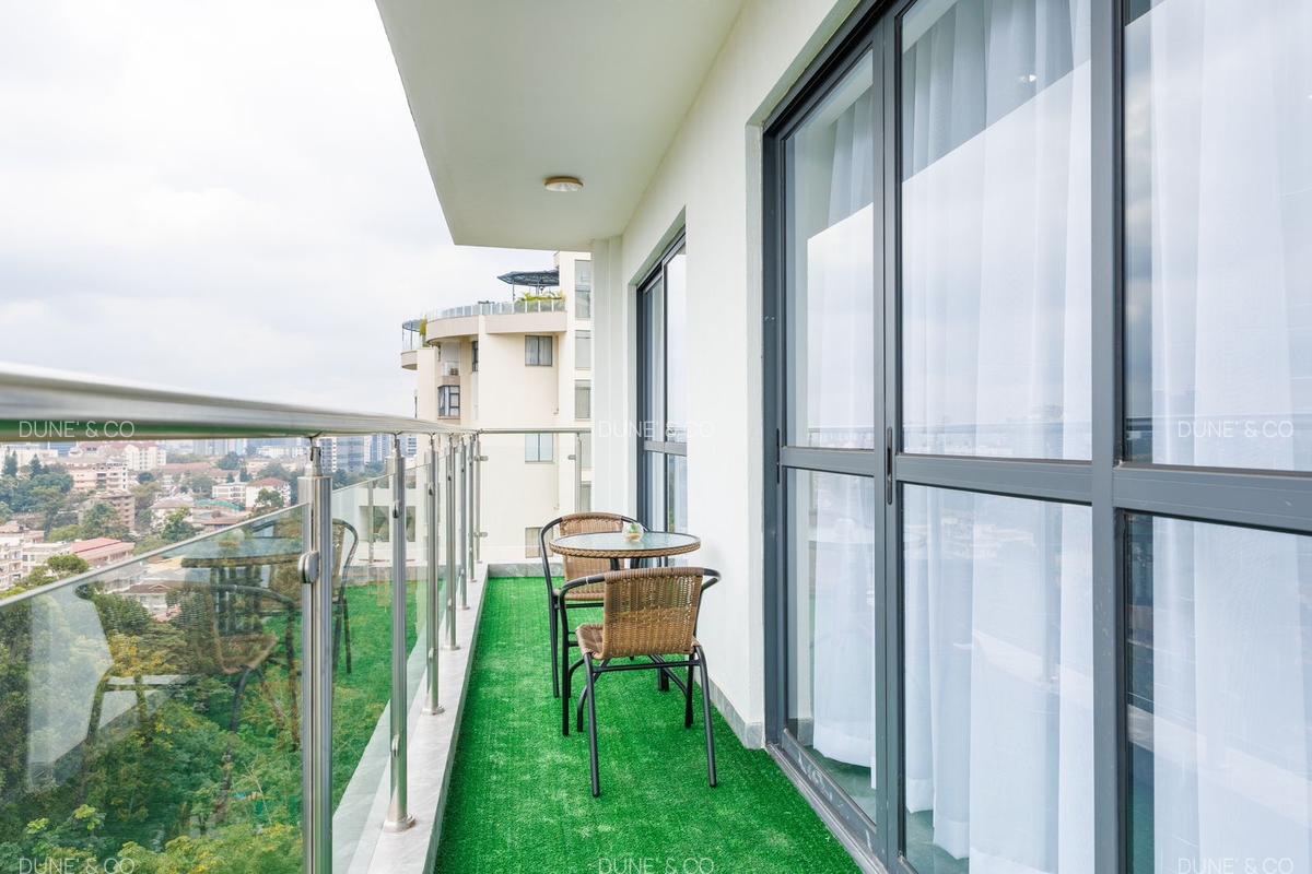 Serviced 2 Bed Apartment with En Suite in Riverside - 12