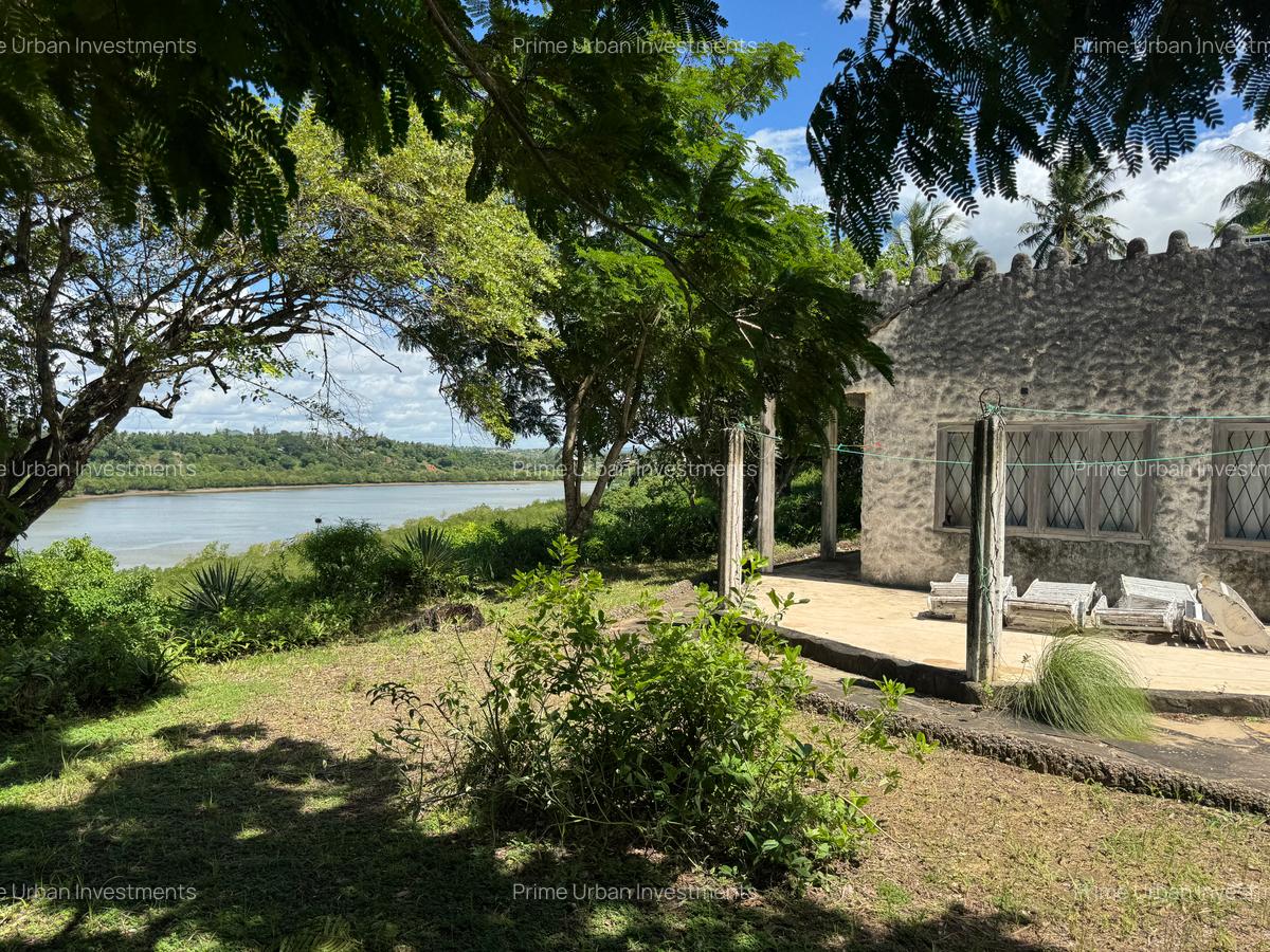 8,093.72 m² Land in Mtwapa - 11