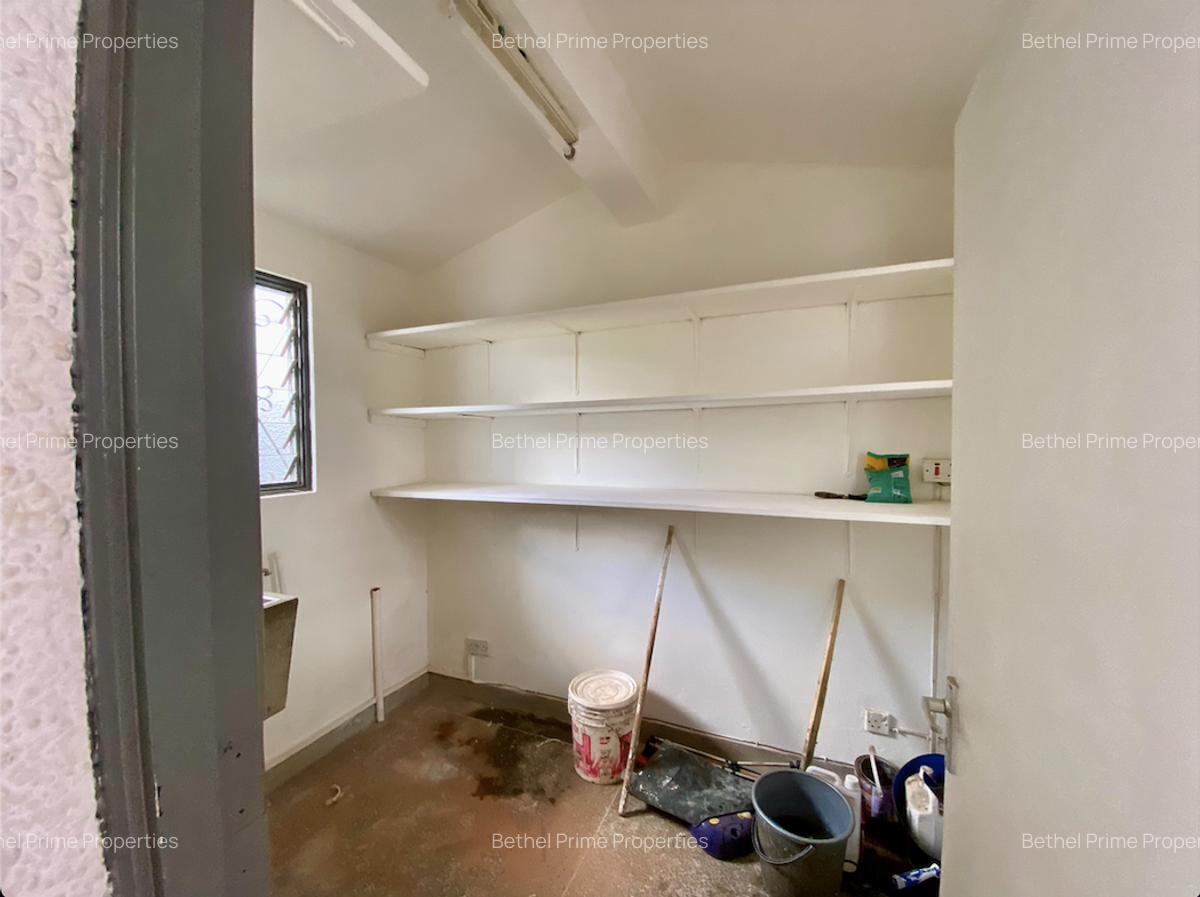 4 Bed Townhouse with En Suite in Muthaiga - 11