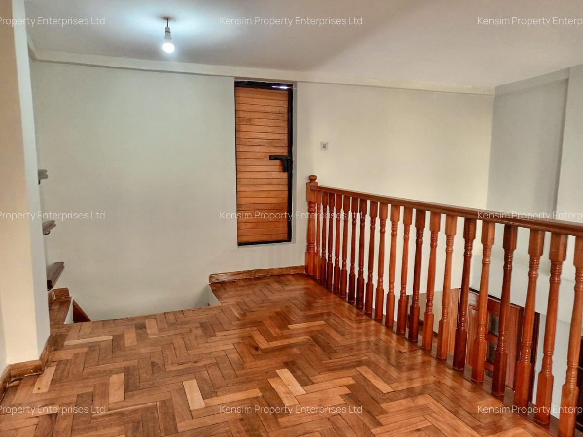 5 Bed Townhouse with En Suite in Lavington - 17