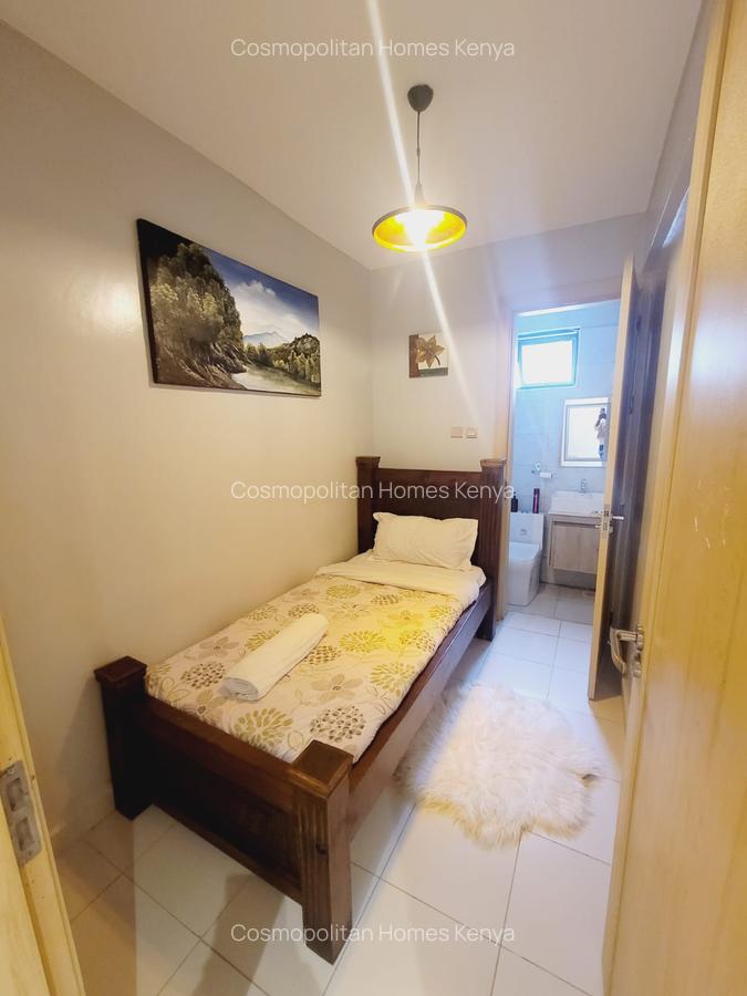 Serviced 3 Bed Apartment with En Suite at 5Th Parklands Avenue - 19
