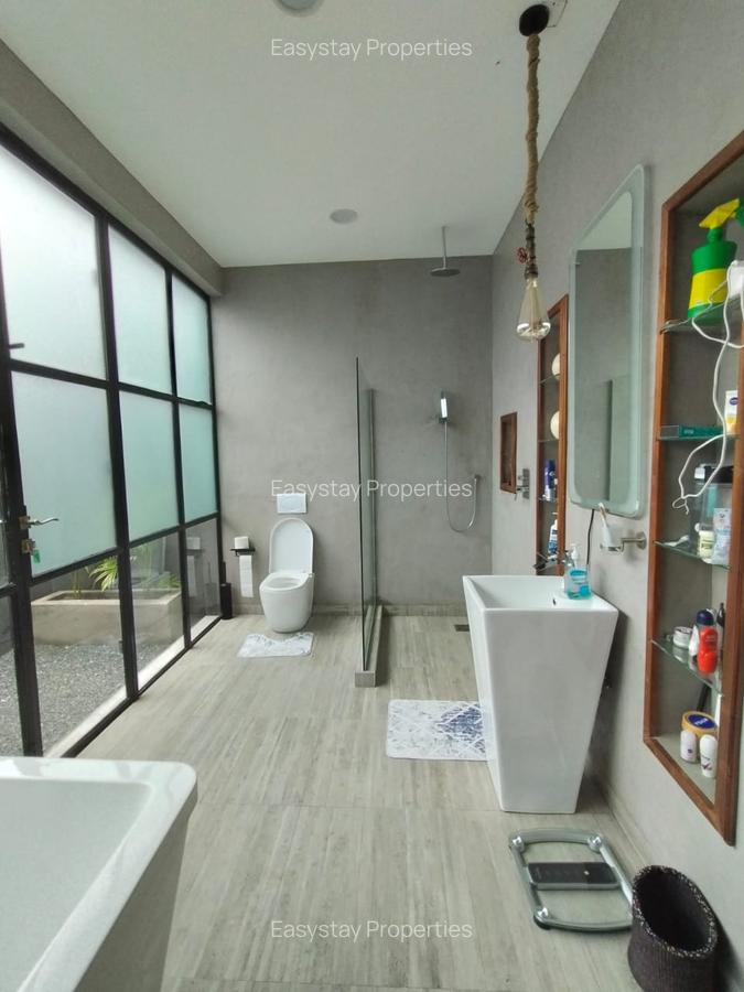 3 Bed Townhouse with En Suite in Karen - 10