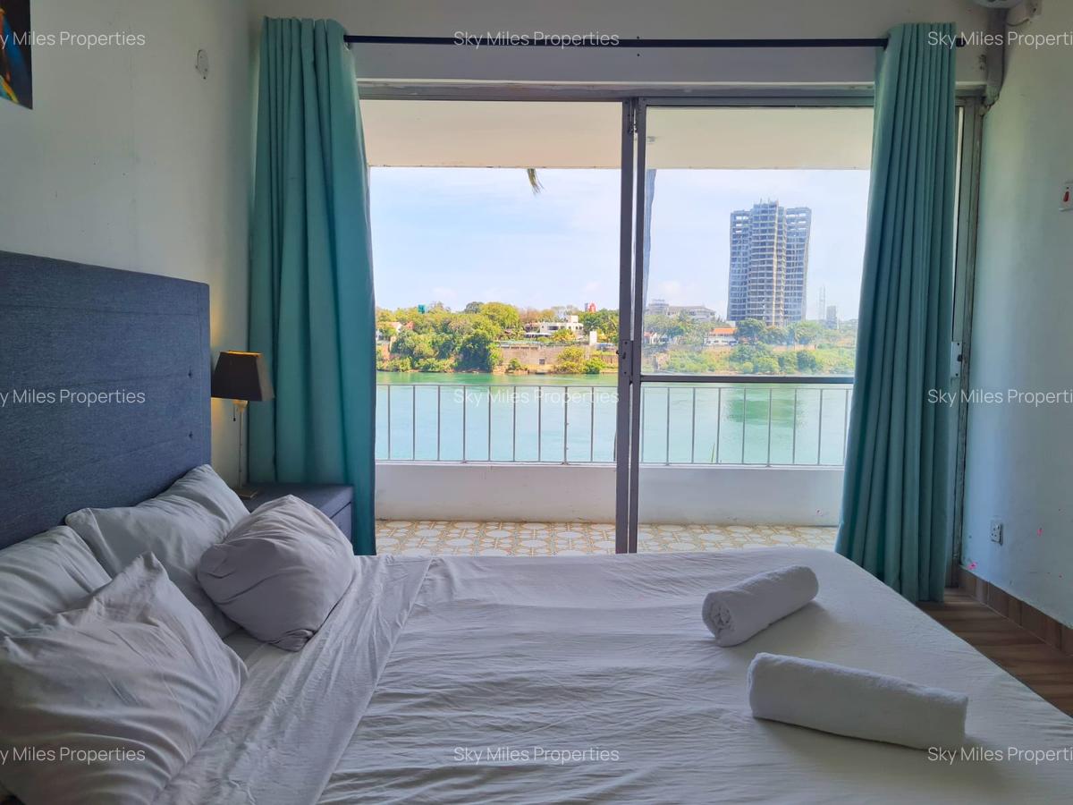 Serviced 8 Bed Apartment with En Suite at Tudor Creek - 3