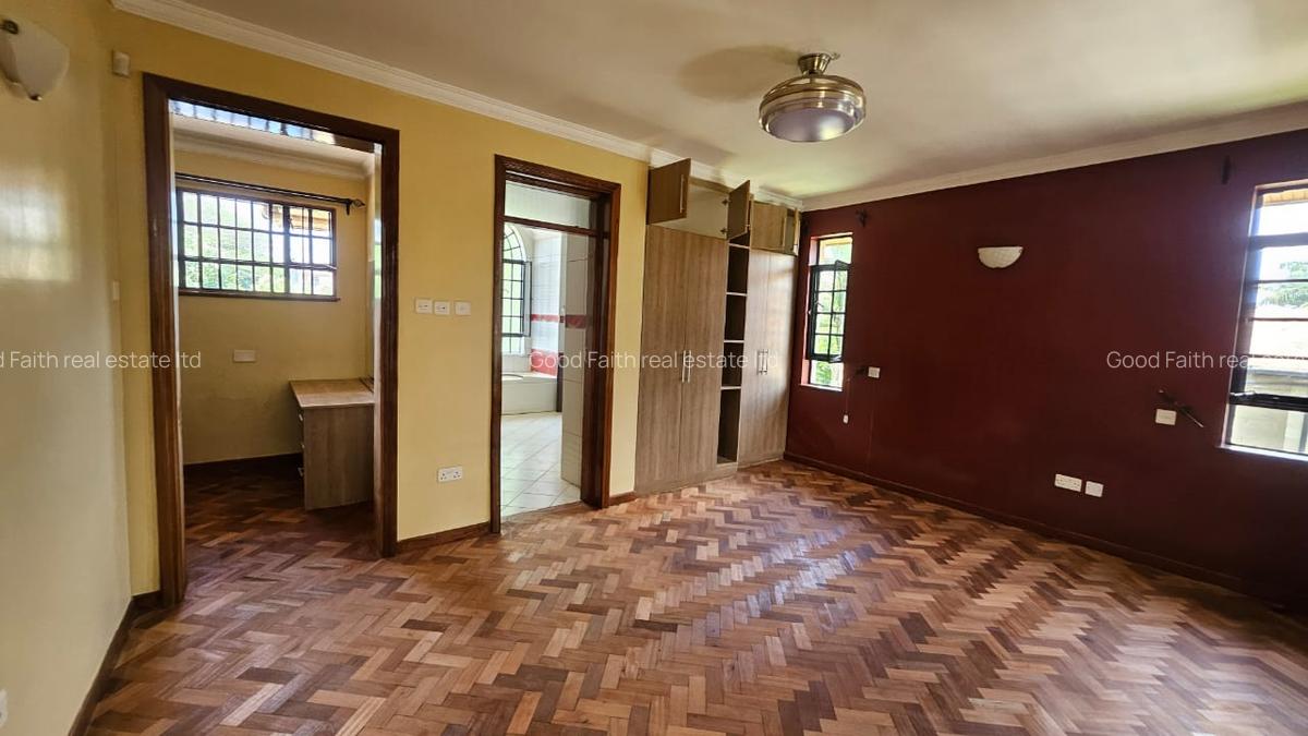 5 Bed House with En Suite in Runda - 7