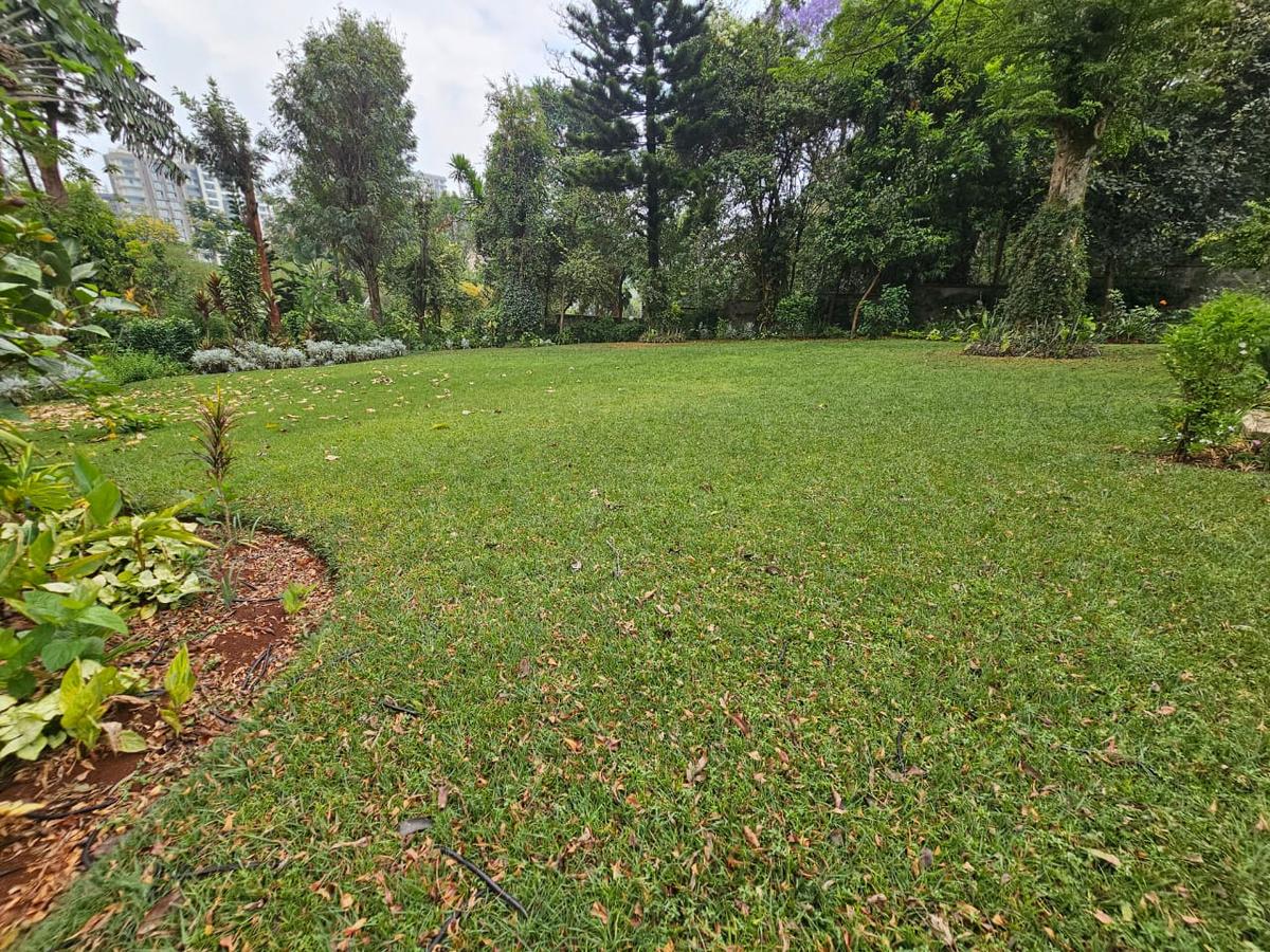 5 Bed House with En Suite in Muthaiga - 2