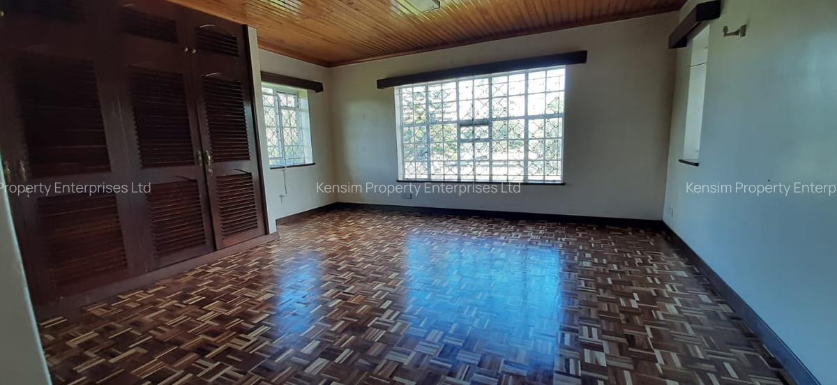 1 ac Commercial Property with Backup Generator in Lavington - 13