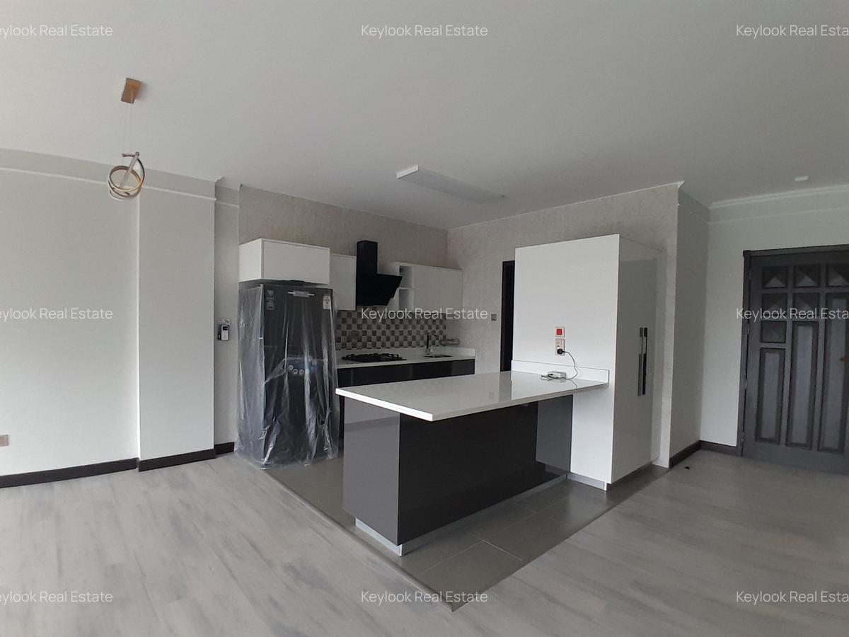 2 Bed Apartment with En Suite at Riverside Drive - 8