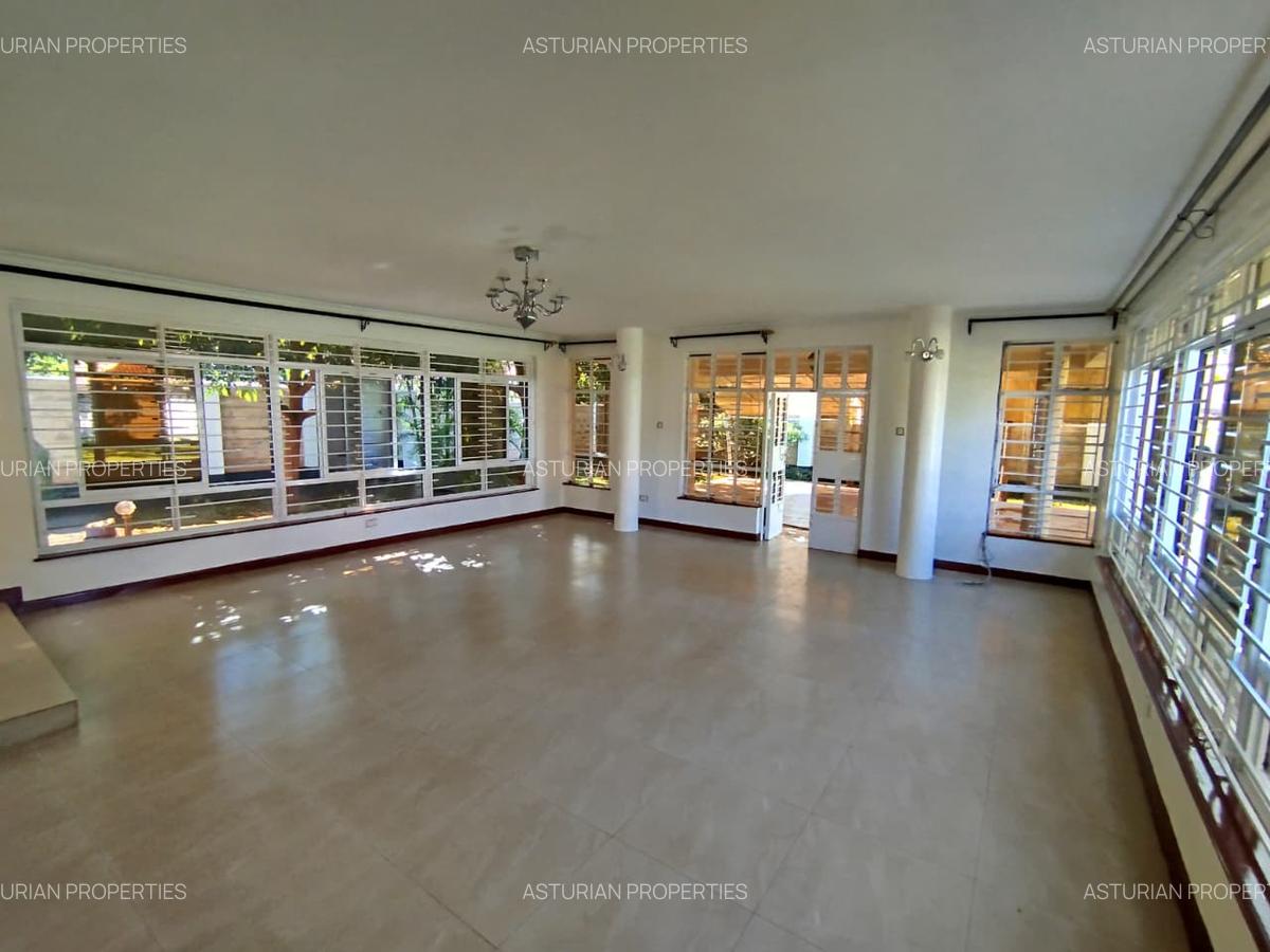 4 Bed Townhouse with En Suite in Runda - 2