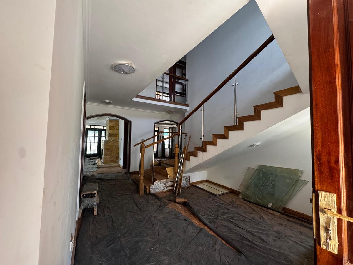 4 Bed Townhouse with En Suite in Karen - 9