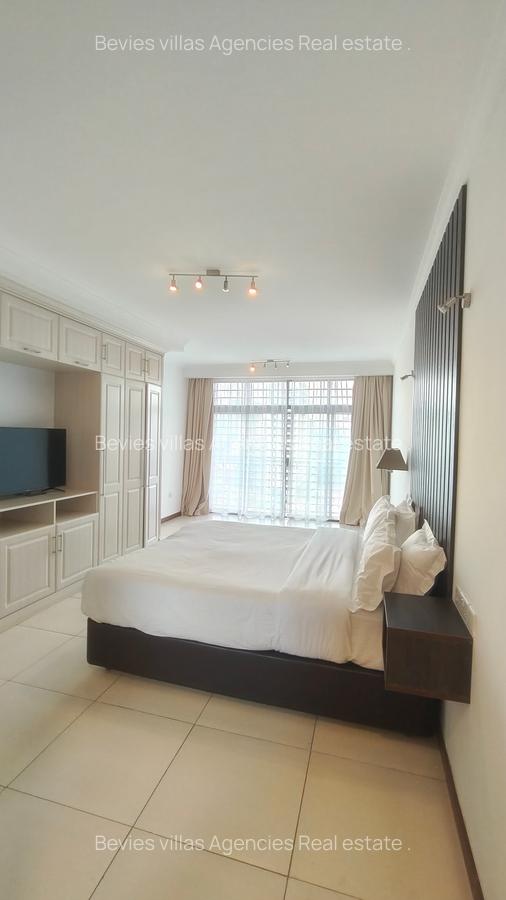 3 Bed Apartment with En Suite at Westlands - 14