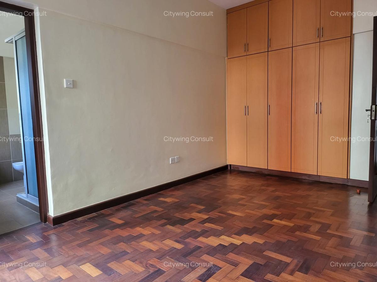 4 Bed Apartment with En Suite at Brookside Garden - 13