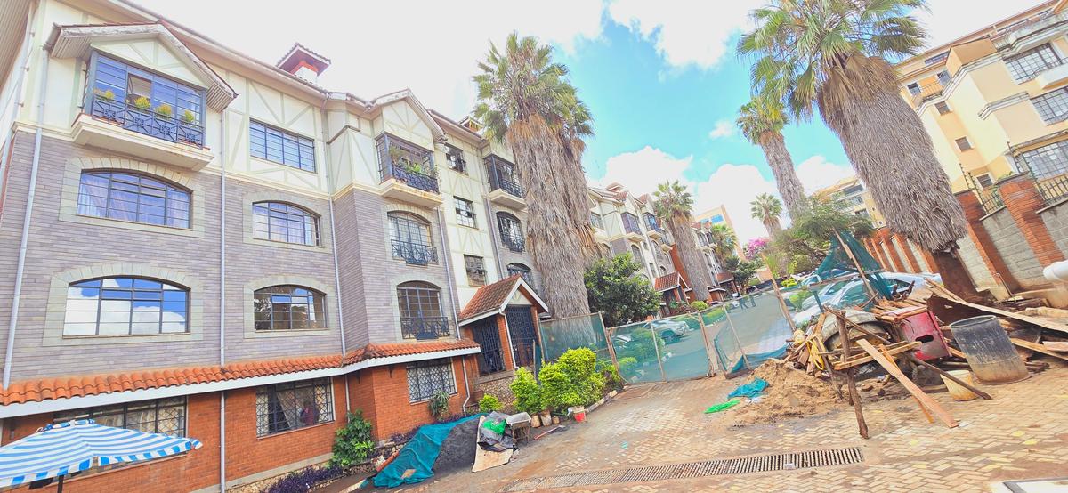 3 Bed Apartment with En Suite at Riverside Garden - 2