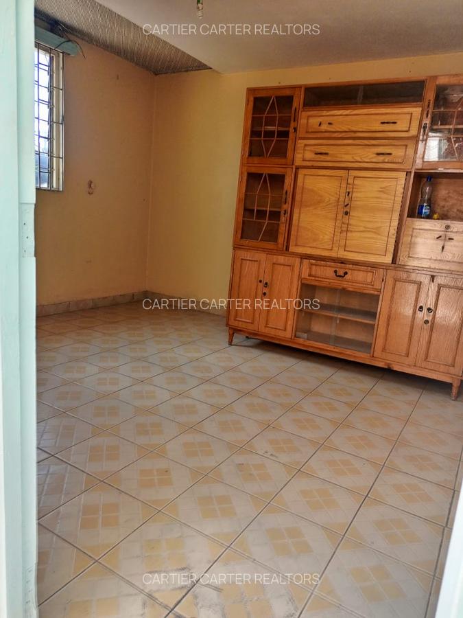 3 Bed House with Swimming Pool in Komarock - 10