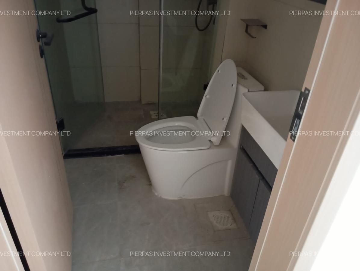 Serviced 3 Bed Apartment with En Suite in Westlands Area - 18