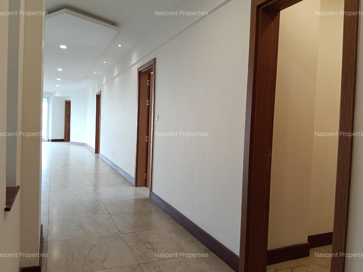 3 Bed Apartment with En Suite in Muthaiga - 4