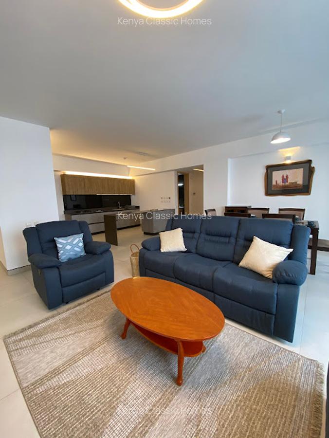 Serviced 3 Bed Apartment with En Suite at Denis Pritt - 5