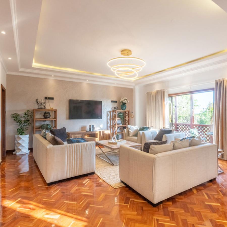 3 bed apartment with en suite in nyali area