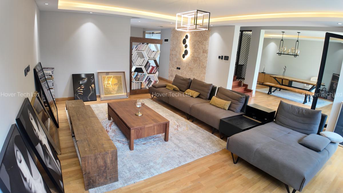 5 Bed Villa with En Suite in Lavington - 11