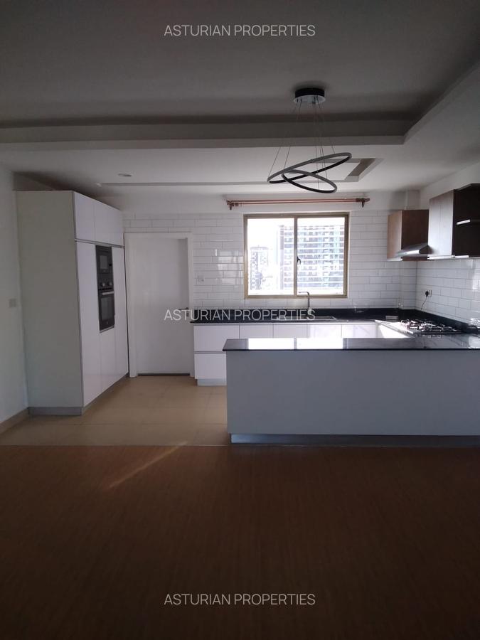 4 Bed Apartment with En Suite in Lavington - 1