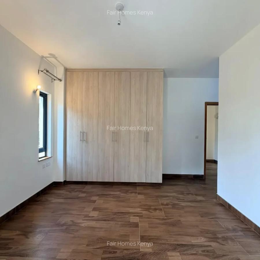 3 Bed Apartment with En Suite at Mandera Road - 8