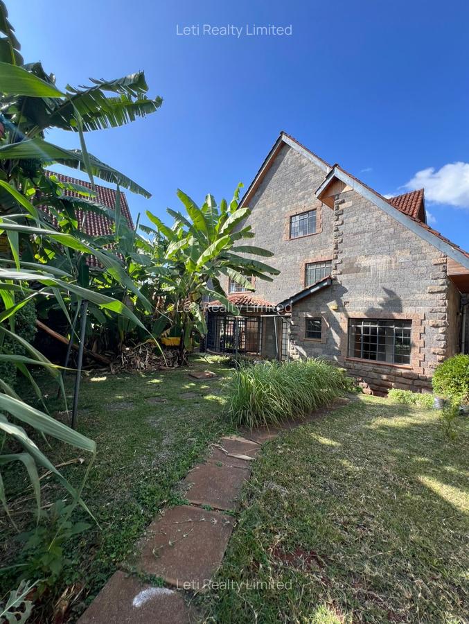 5 Bed Townhouse with En Suite in Lavington - 2