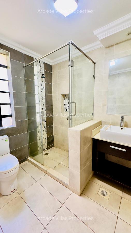 4 Bed Villa with En Suite at Kitisuru - 12