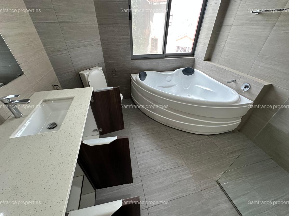 Serviced 3 Bed Apartment with En Suite at Go Khart - 5