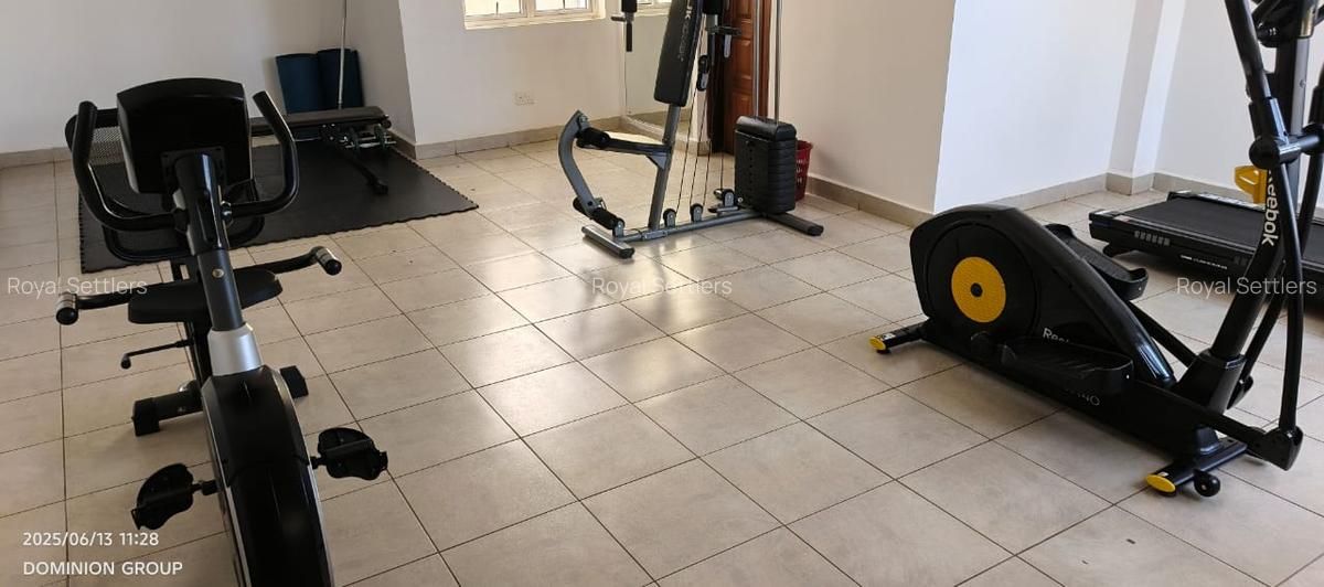 3 Bed Apartment with En Suite at School Lane - 10