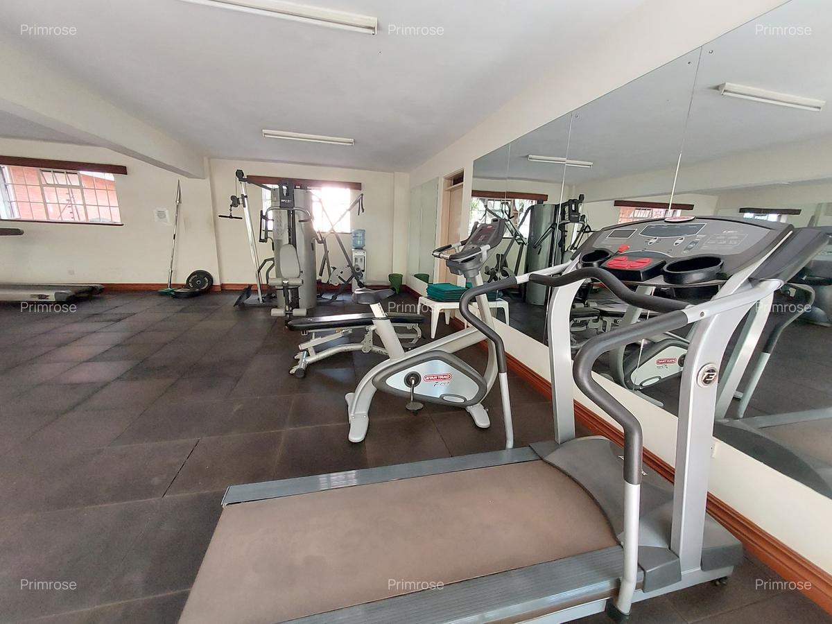 1 Bed Apartment with En Suite in Riverside - 11