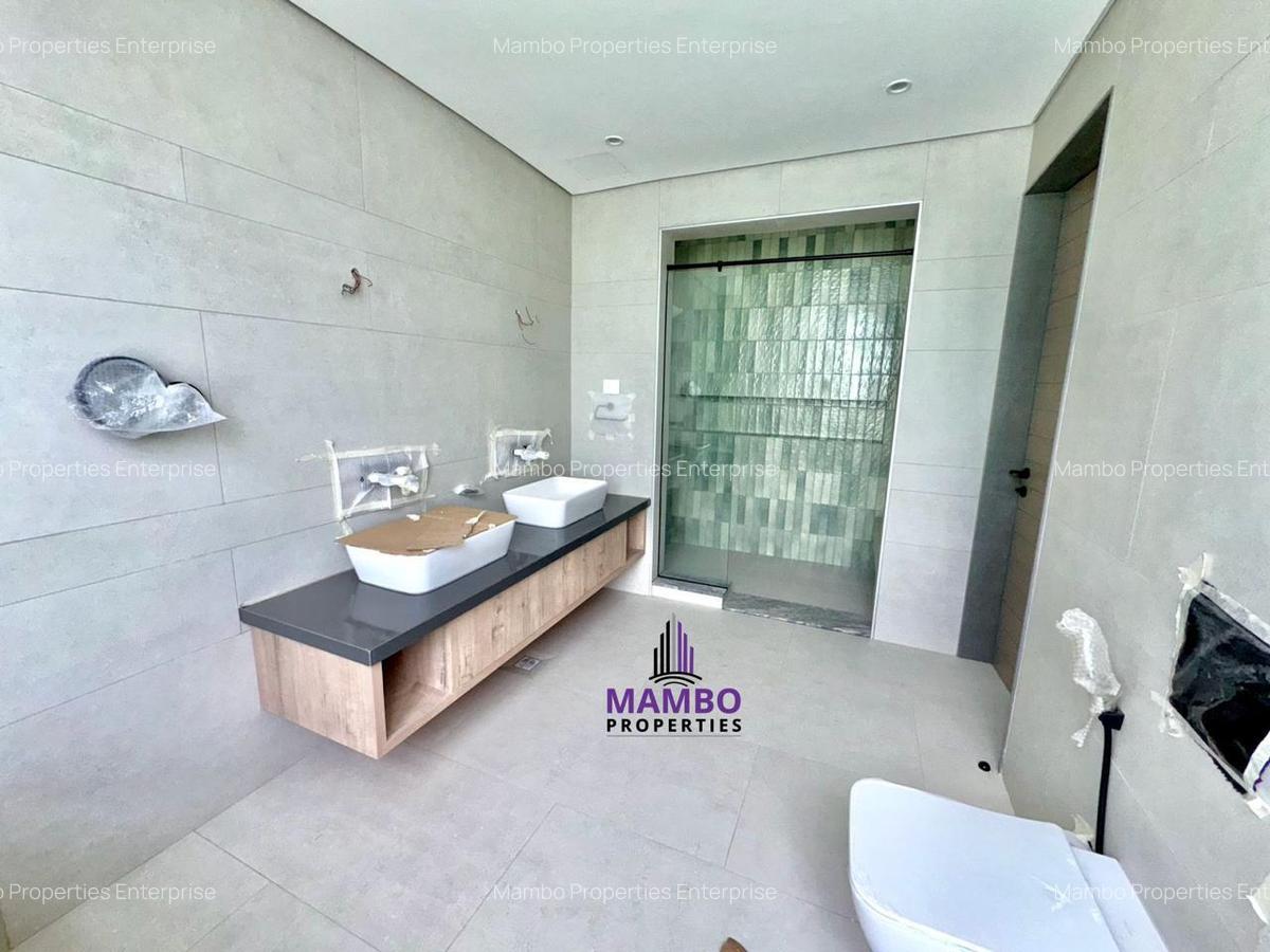 5 Bed Townhouse with En Suite at Grevillea Grove - 13