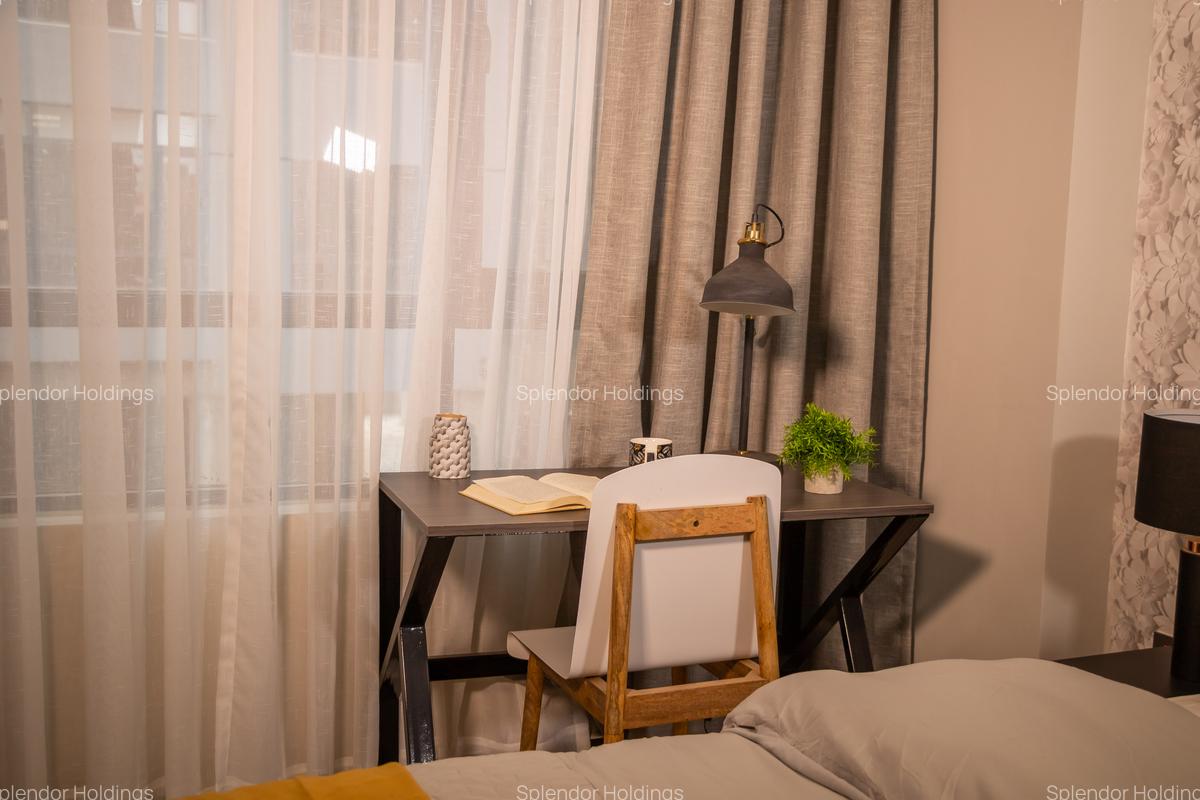 2 Bed Apartment with En Suite in Lavington - 19