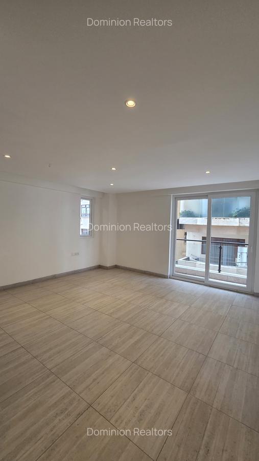 3 Bed Apartment with En Suite in Westlands Area - 3