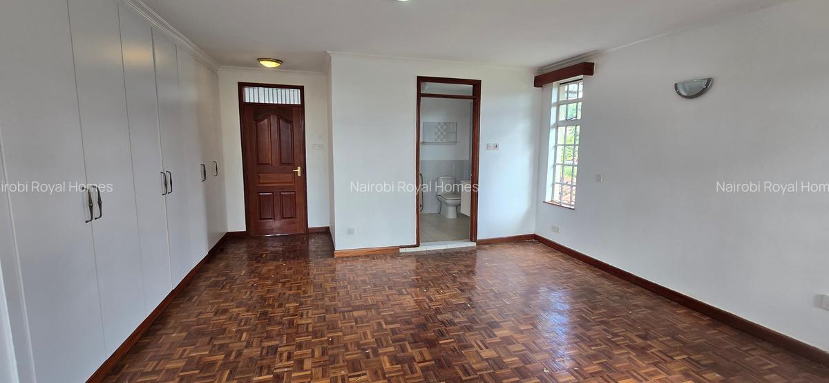 4 Bed House with En Suite at Rosslyn Heights - 8