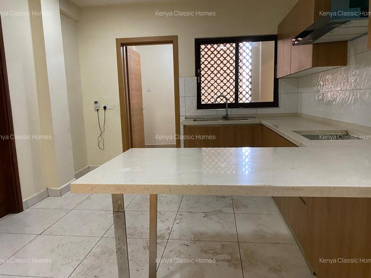 3 Bed Apartment with En Suite at Kilimani - 7