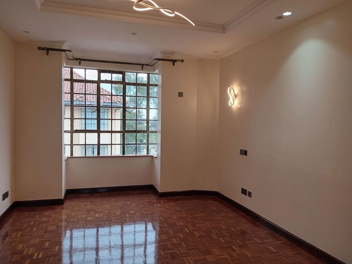 3 Bed Apartment with En Suite in Kilimani - 8