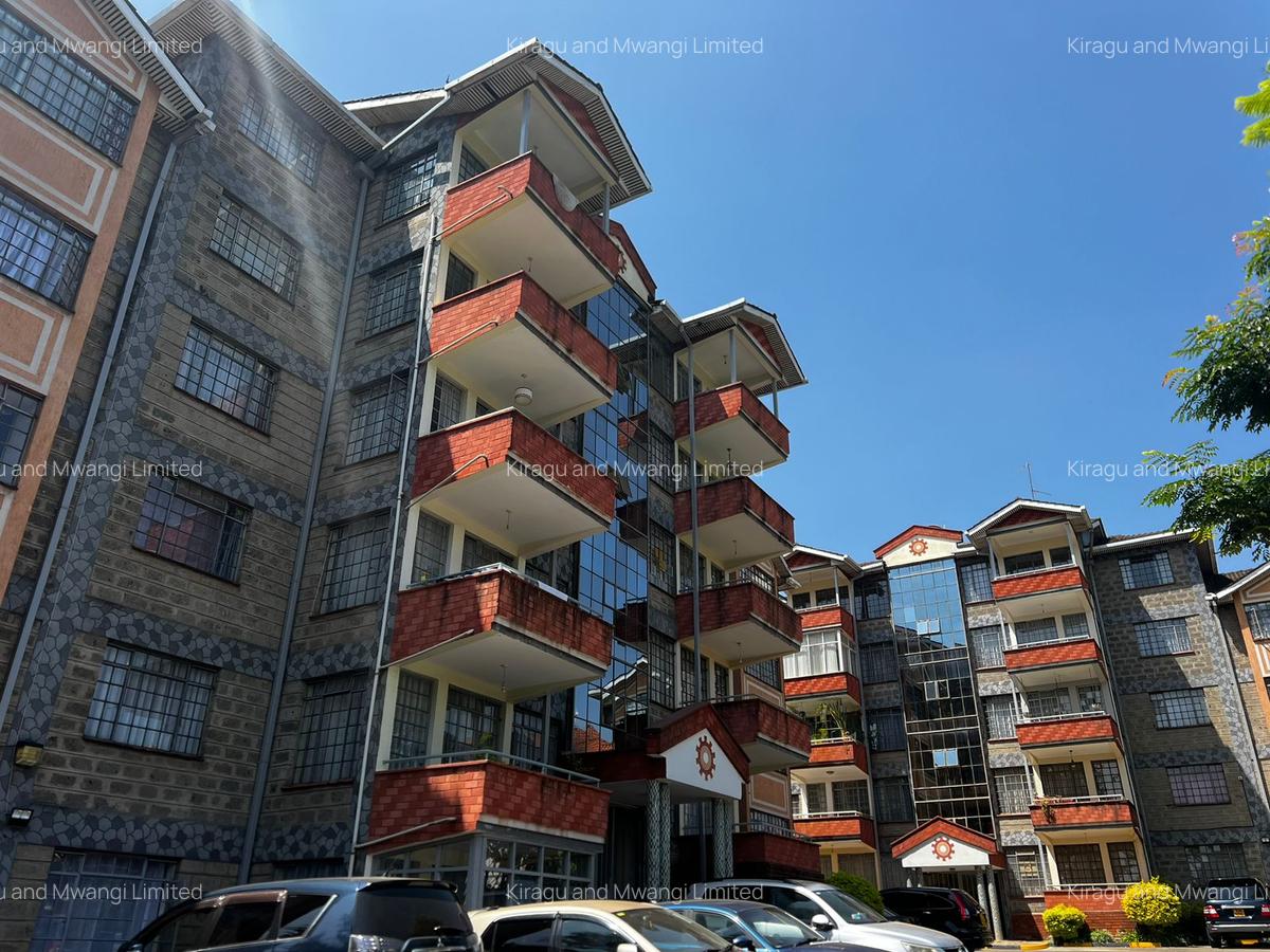 2 Bed Apartment with En Suite at Woodlands Road - 1