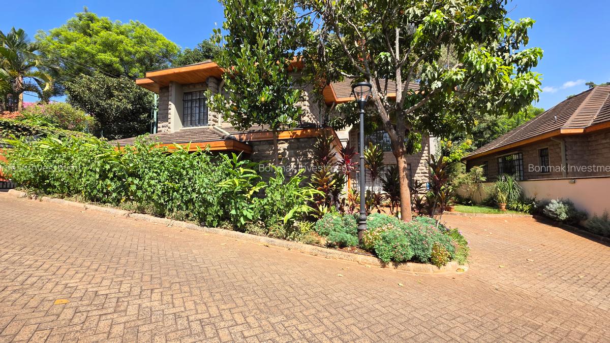 4 Bed Townhouse with En Suite at Shanzu Road - 10