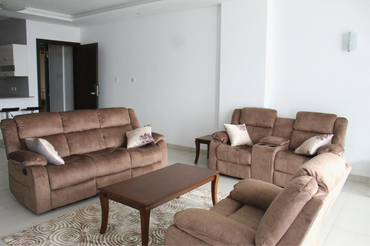 4 Bed Apartment with En Suite in Parklands - 5