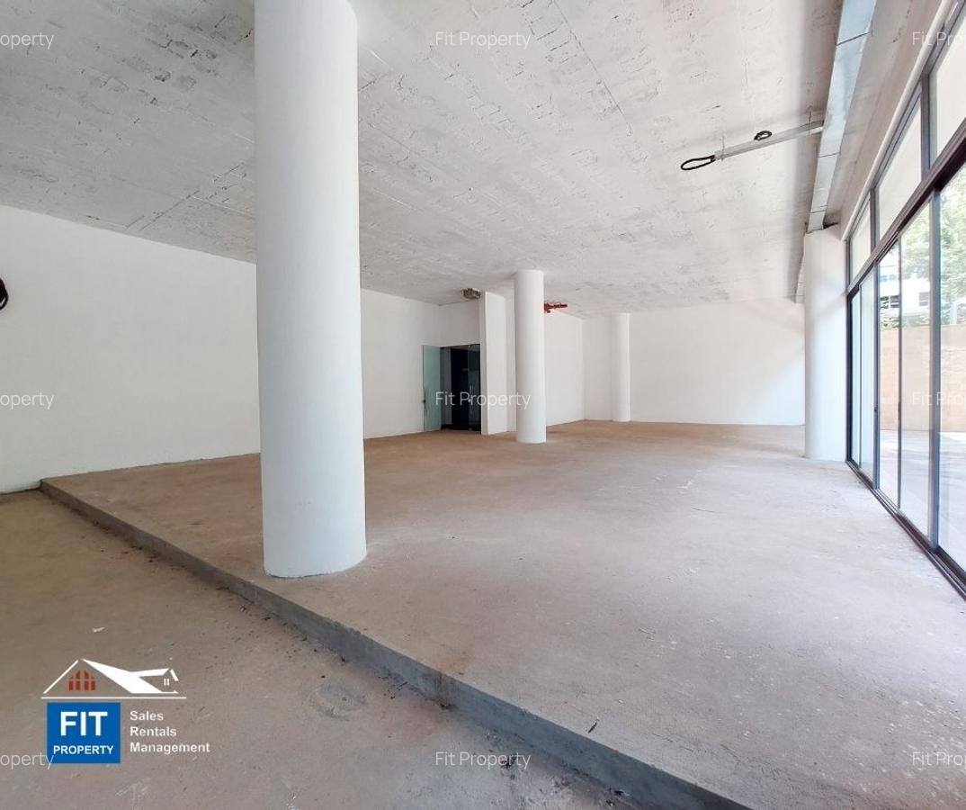 3,443 ft² Commercial Property with Service Charge Included at Westlands - 5