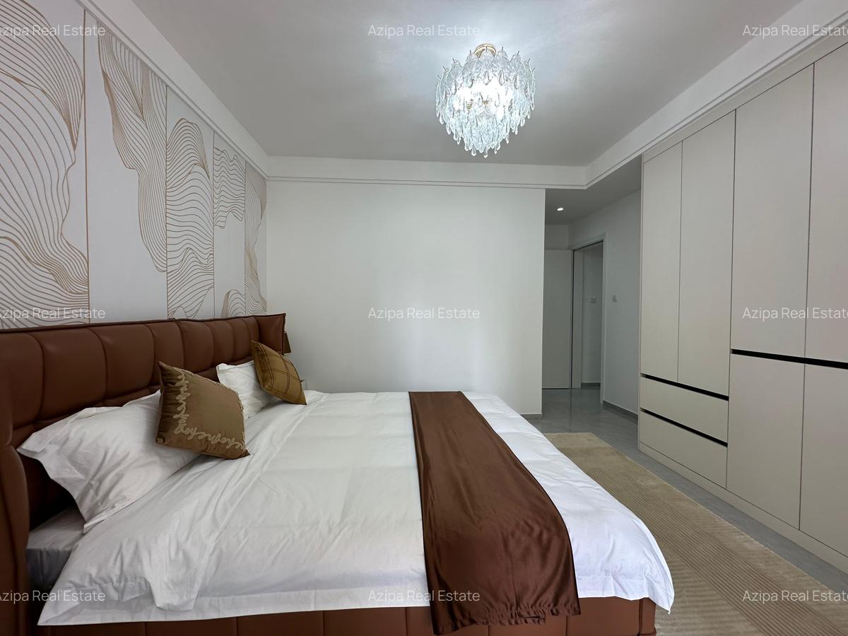 3 Bed Apartment with En Suite at Wood Avenue - 17