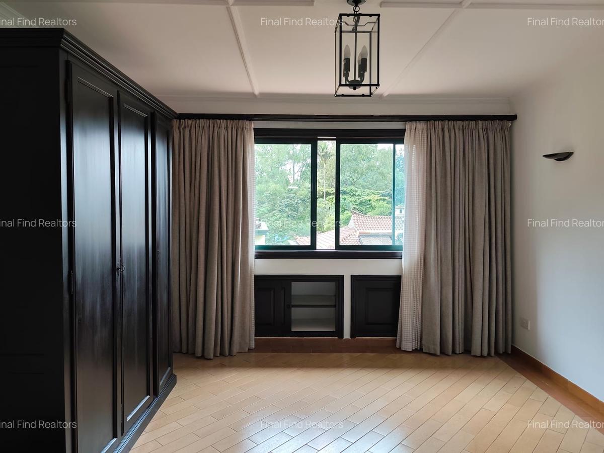 3 Bed Townhouse with En Suite in Westlands Area - 11