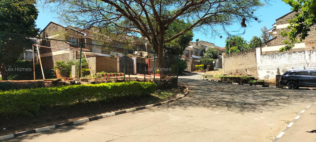 3 Bed Townhouse with En Suite at Langata - 20