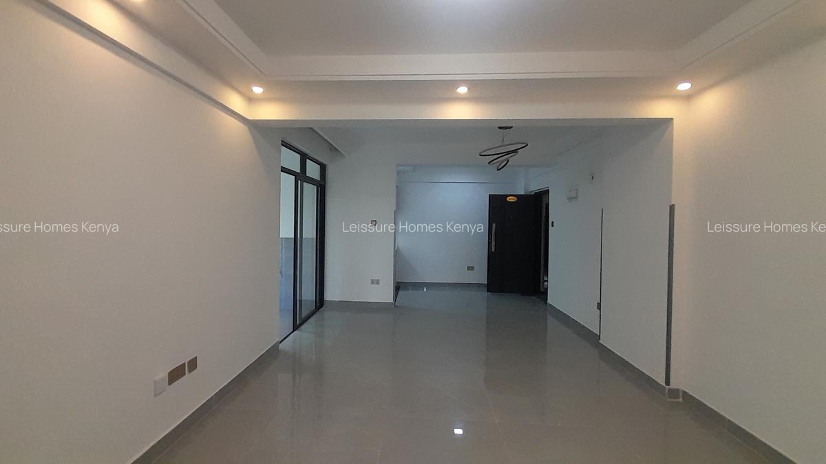 2 Bed Apartment with En Suite at Hatheru Road - 3