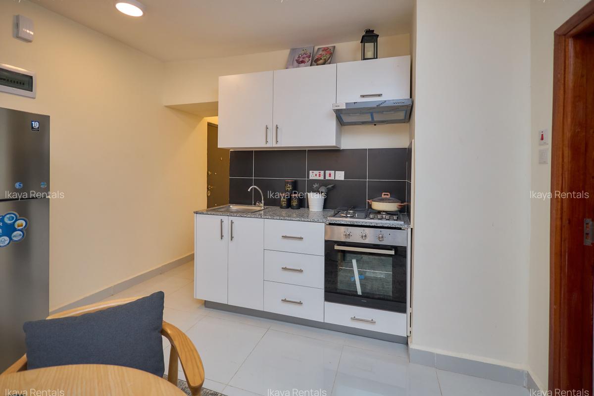 1 Bed Apartment with En Suite at Chady Road - 6