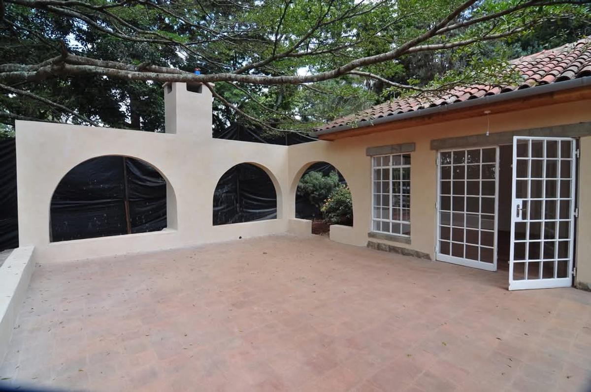 3 Bed House with En Suite at Ridgeways - 14
