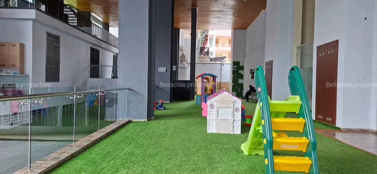 4 Bed Apartment with Swimming Pool in Spring Valley - 9