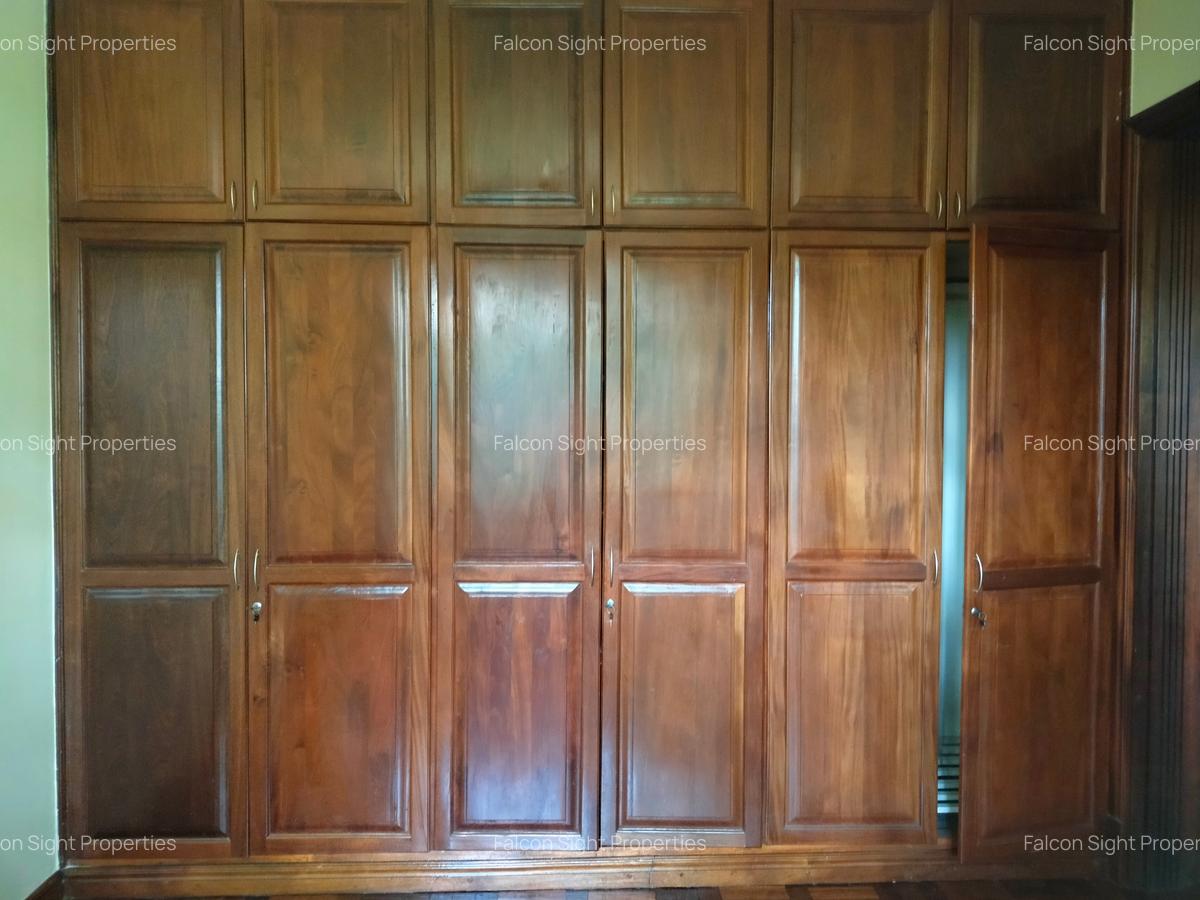 5 Bed Townhouse with Garden at Easy Access To Westlands Link Road - 10